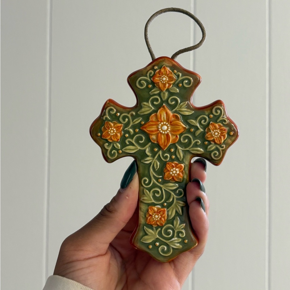 Amscan Green and Orange Ceramic Art Ornament